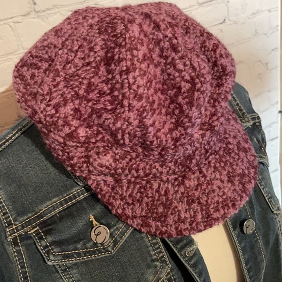 Never worn two tone purple Andre Diffusion hat - Picture 2 of 4